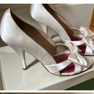 k a t e  s p a d e • ivory satin • heels with bow